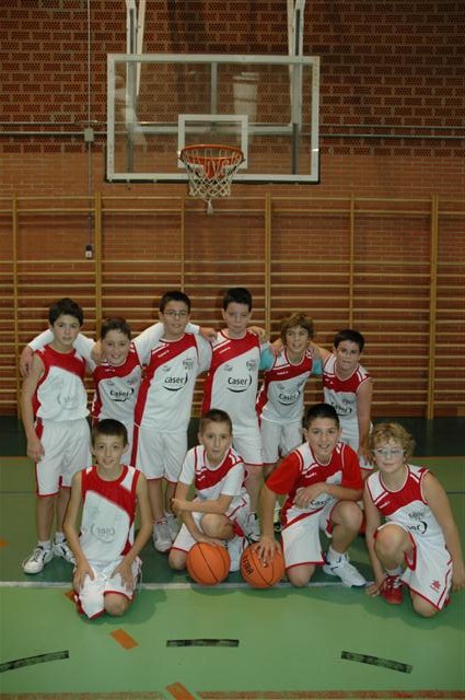 Equipo de Minibasket alevín masculino del CEIP "Fray Juan de la Cruz" ANEJA ERESMA