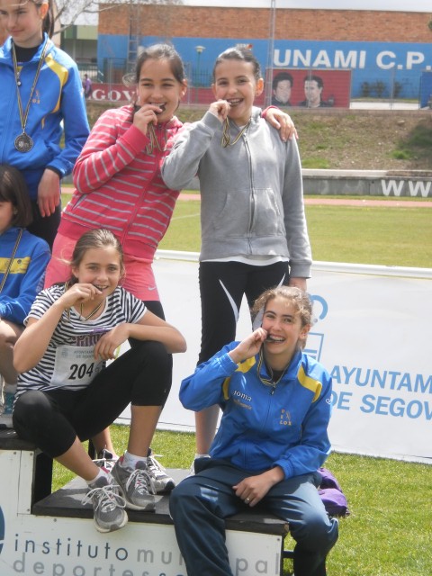 Felices y contentas tras su participación en la final