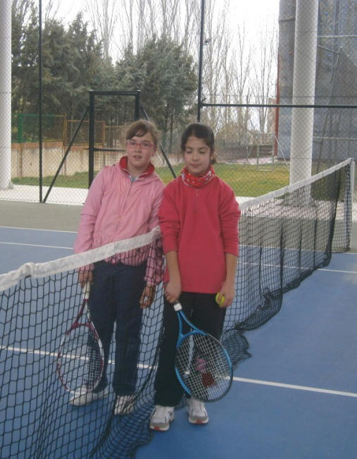 Nieves tuvoi que ganar un triangular muy complicado; aquí con la subcampeona