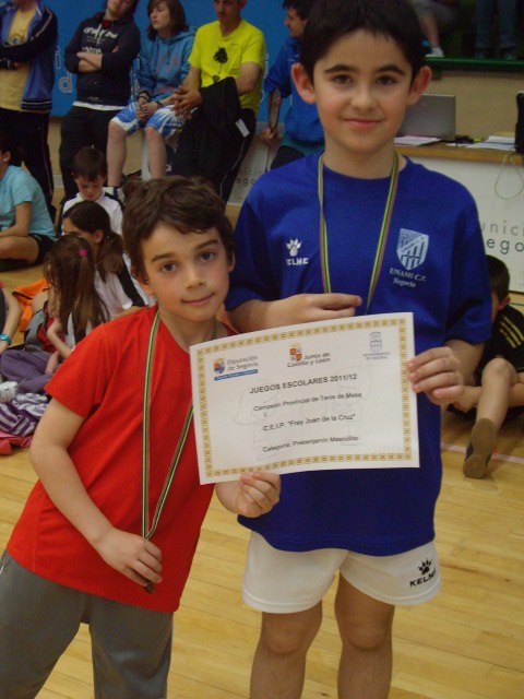 Rodrigo y Diego campeones de Segovia prebenjamines por equipos